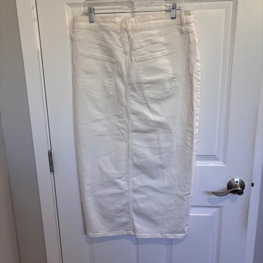 Good American Slit Front Midi Skirt - Picture 6 of 8